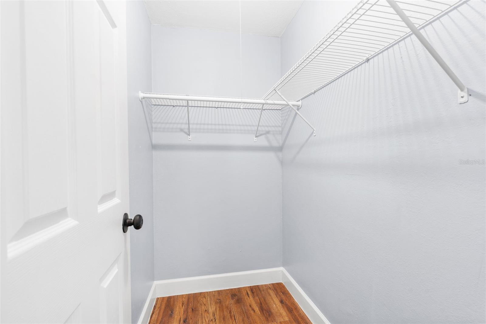 Image 17 of 26 For 2725 Columbus Drive