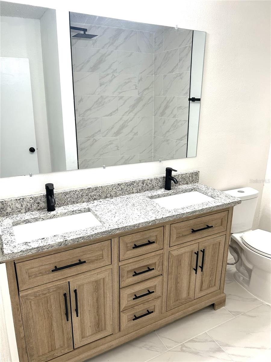 Image 17 of 17 For 12219 Armenia Gables Circle 12219