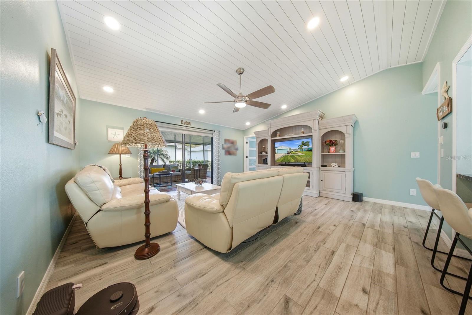 Image 10 of 45 For 4131 102nd Place N