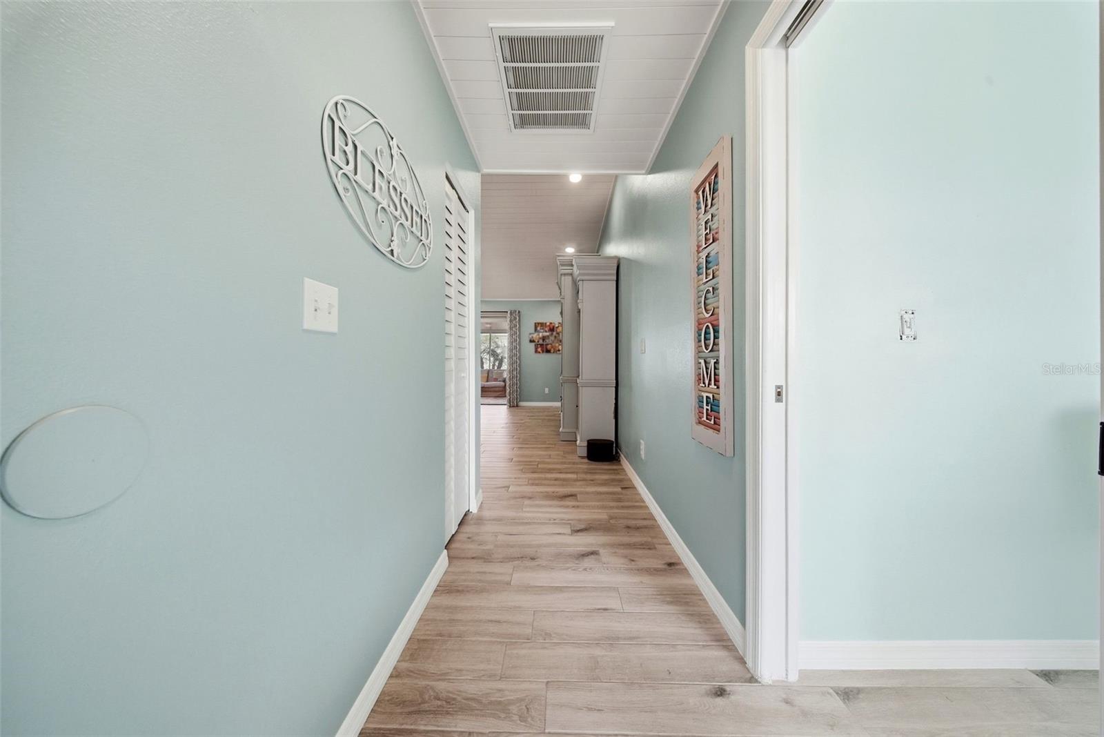 Image 4 of 45 For 4131 102nd Place N