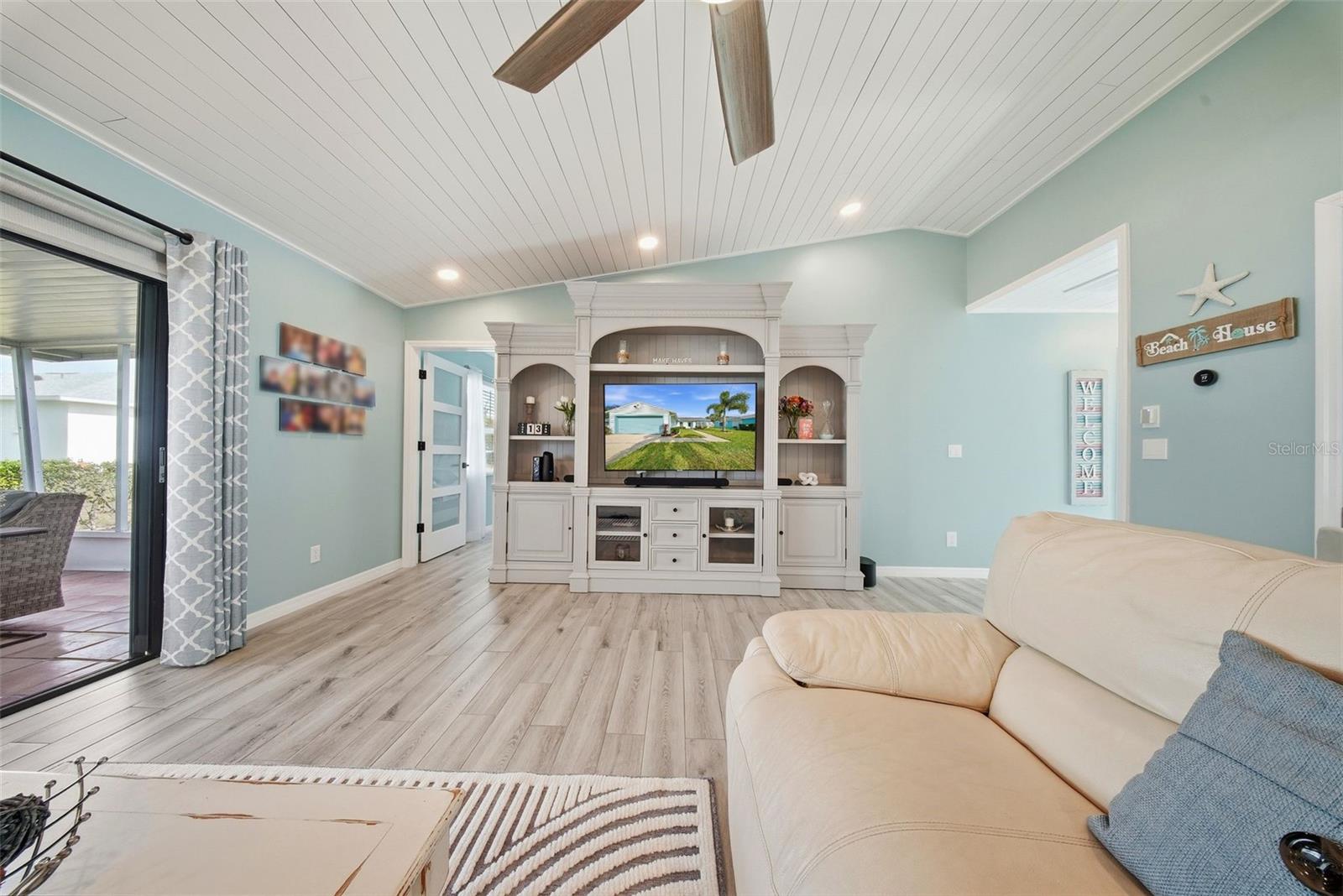 Image 9 of 45 For 4131 102nd Place N