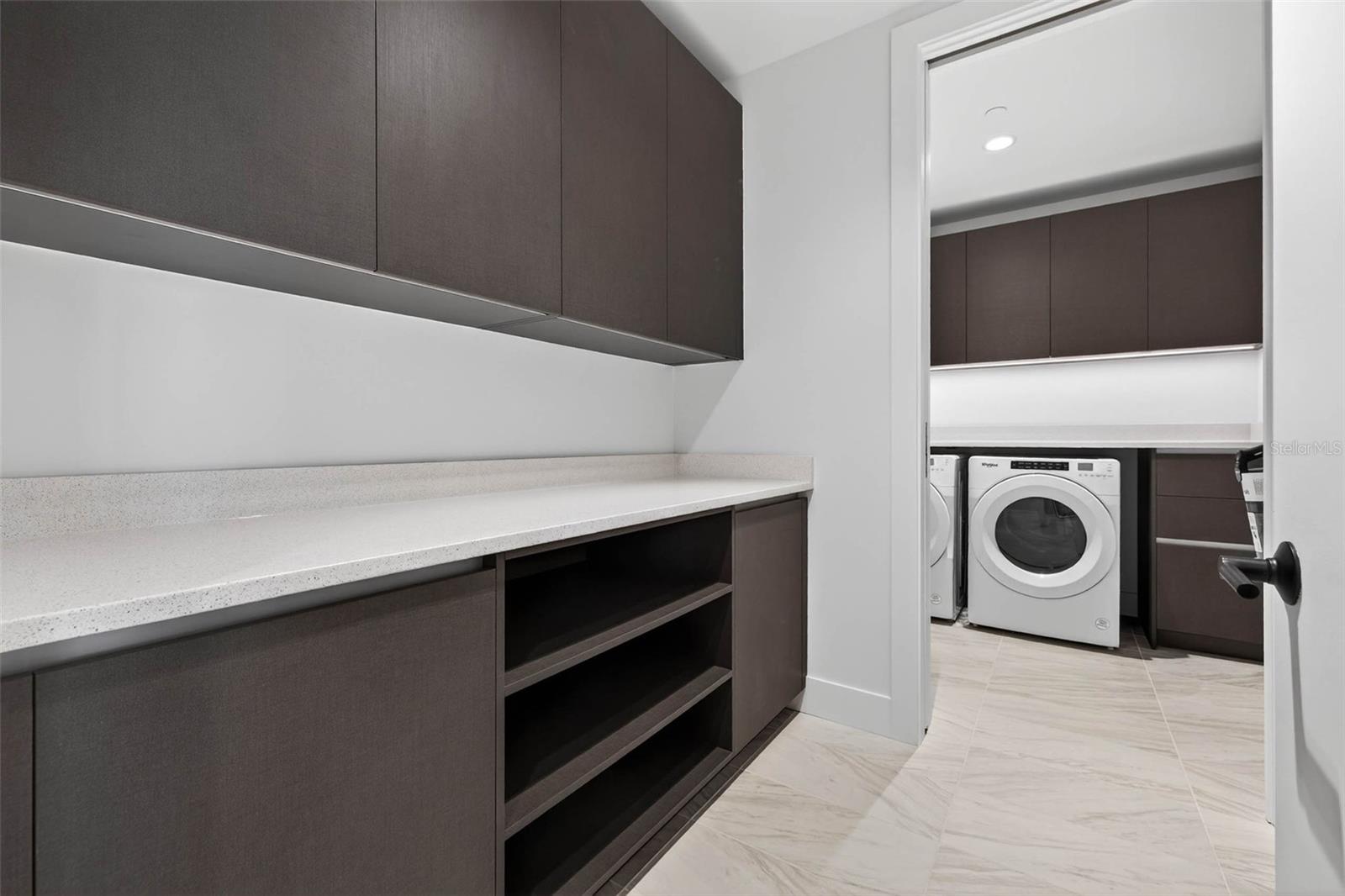 Image 32 of 56 For 777 3rd Avenue N 1106