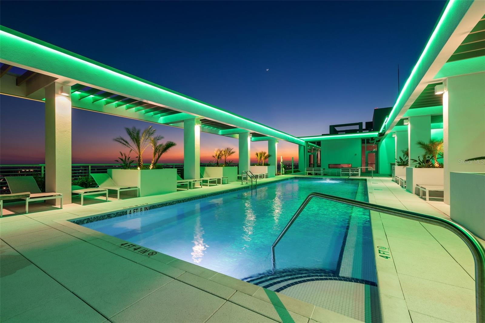 Image 37 of 56 For 777 3rd Avenue N 1106