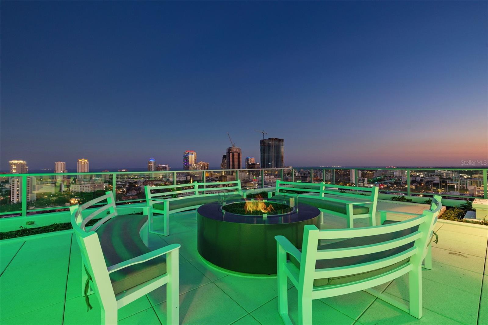 Image 38 of 56 For 777 3rd Avenue N 1106