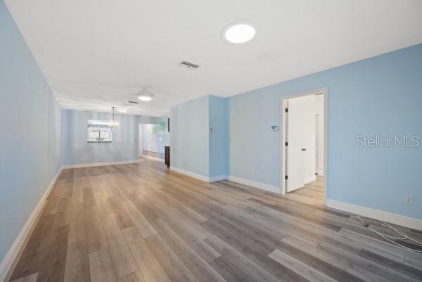 Image 15 of 39 For 3351 Stonehaven Court W C