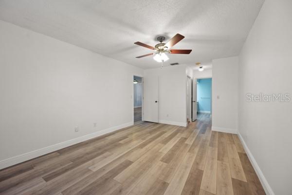 Image 17 of 39 For 3351 Stonehaven Court W C