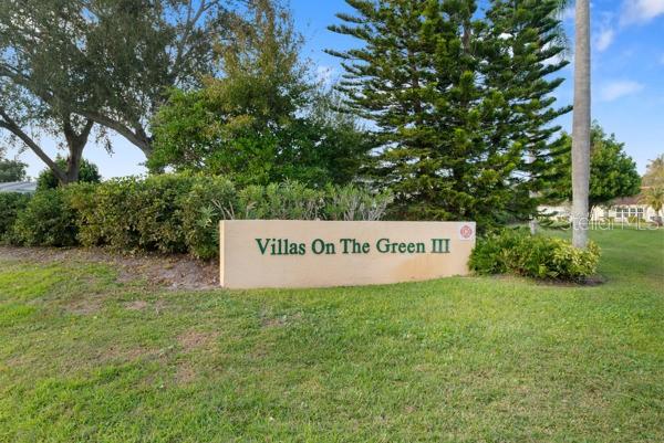 Image 3 of 39 For 3351 Stonehaven Court W C