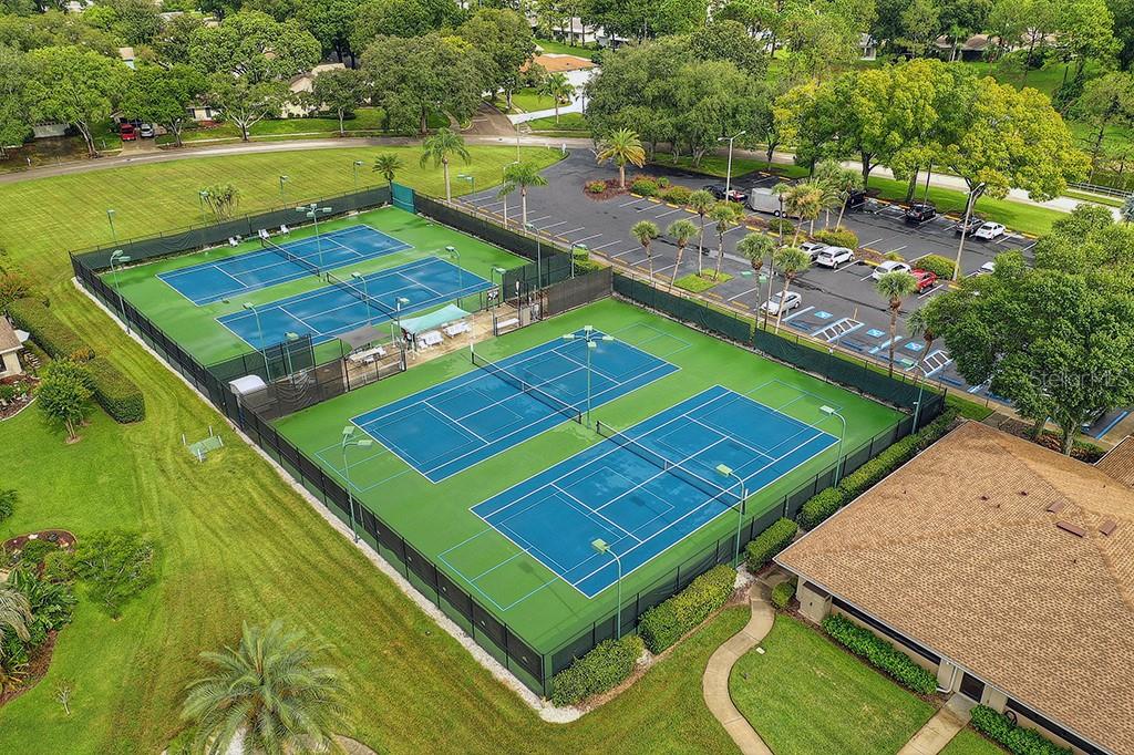 Image 36 of 39 For 3351 Stonehaven Court W C