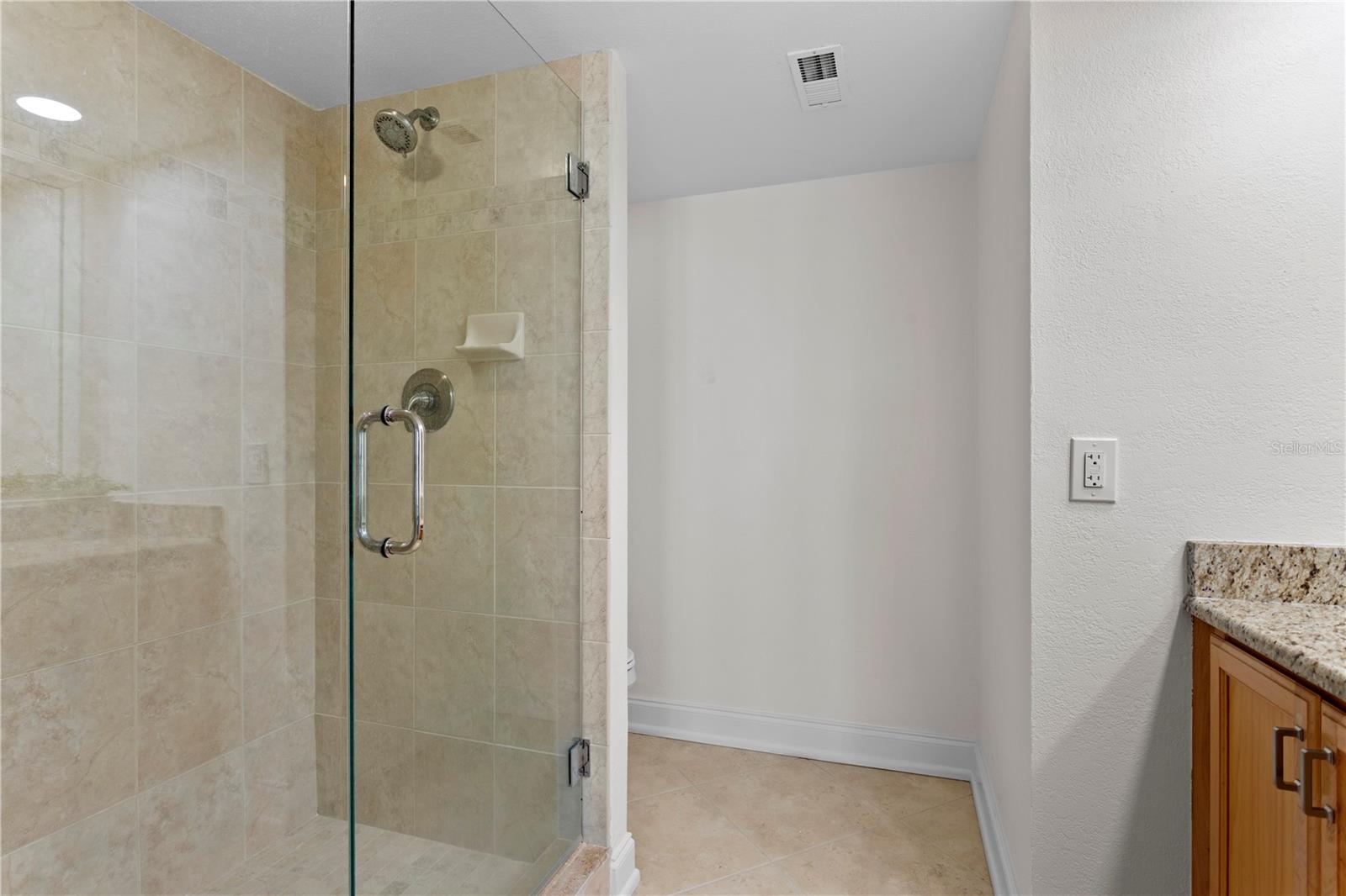 Image 21 of 41 For 1430 Gulf Boulevard 610