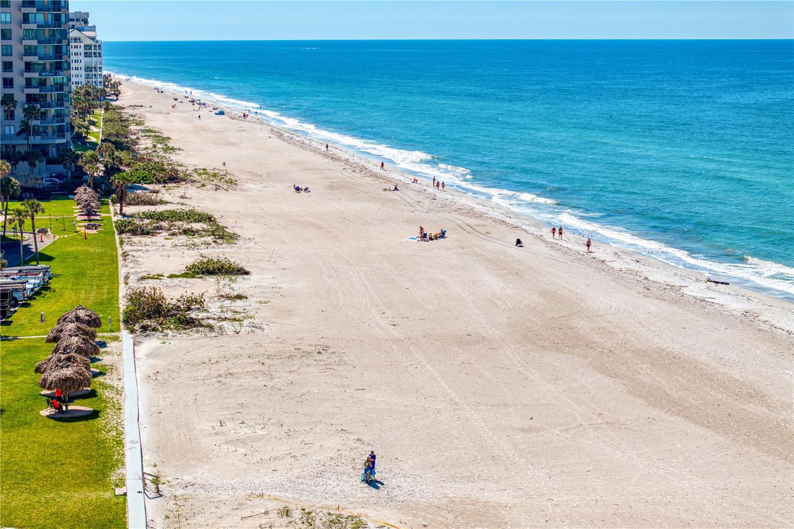 Image 35 of 41 For 1430 Gulf Boulevard 610