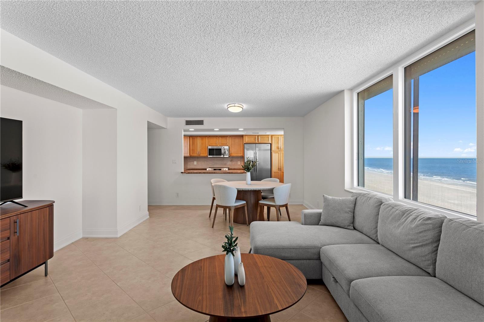 Image 8 of 41 For 1430 Gulf Boulevard 610