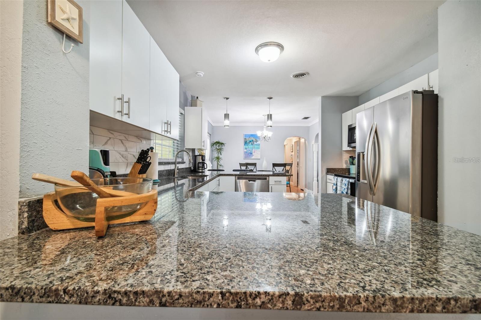 Image 13 of 52 For 3915 Ridge Avenue