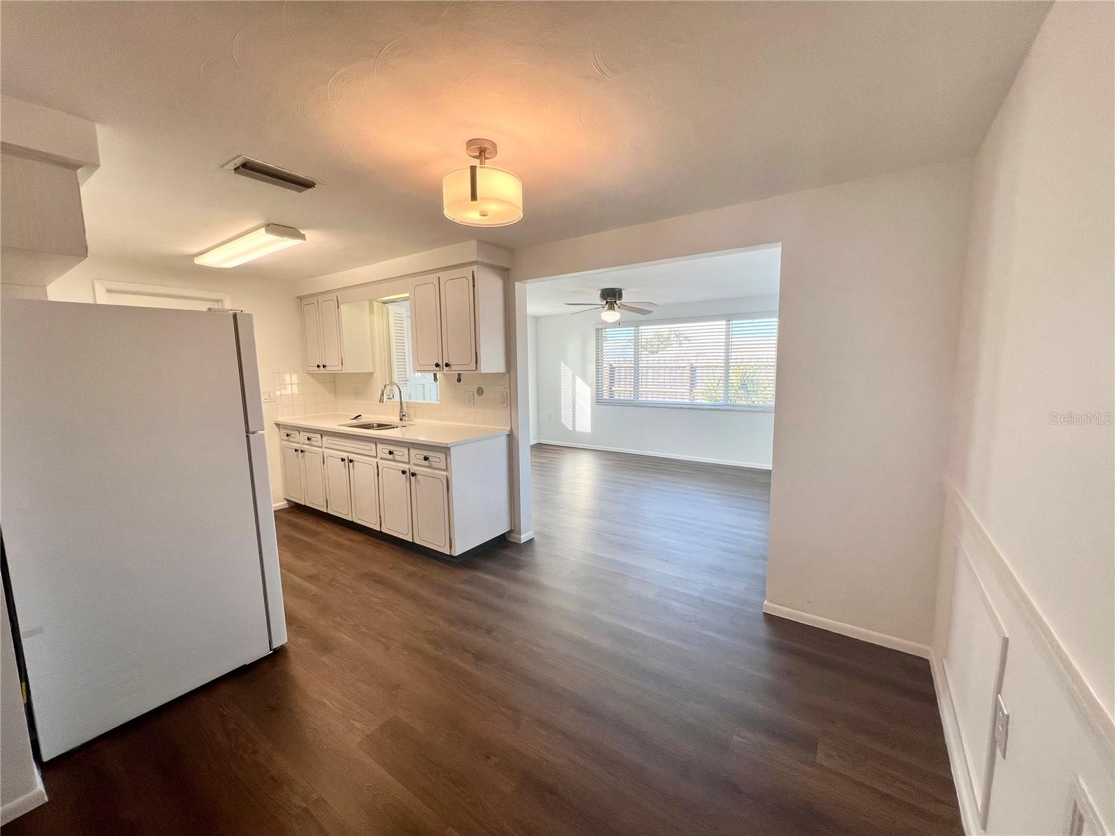 Image 5 of 16 For 5137 Cicero Drive