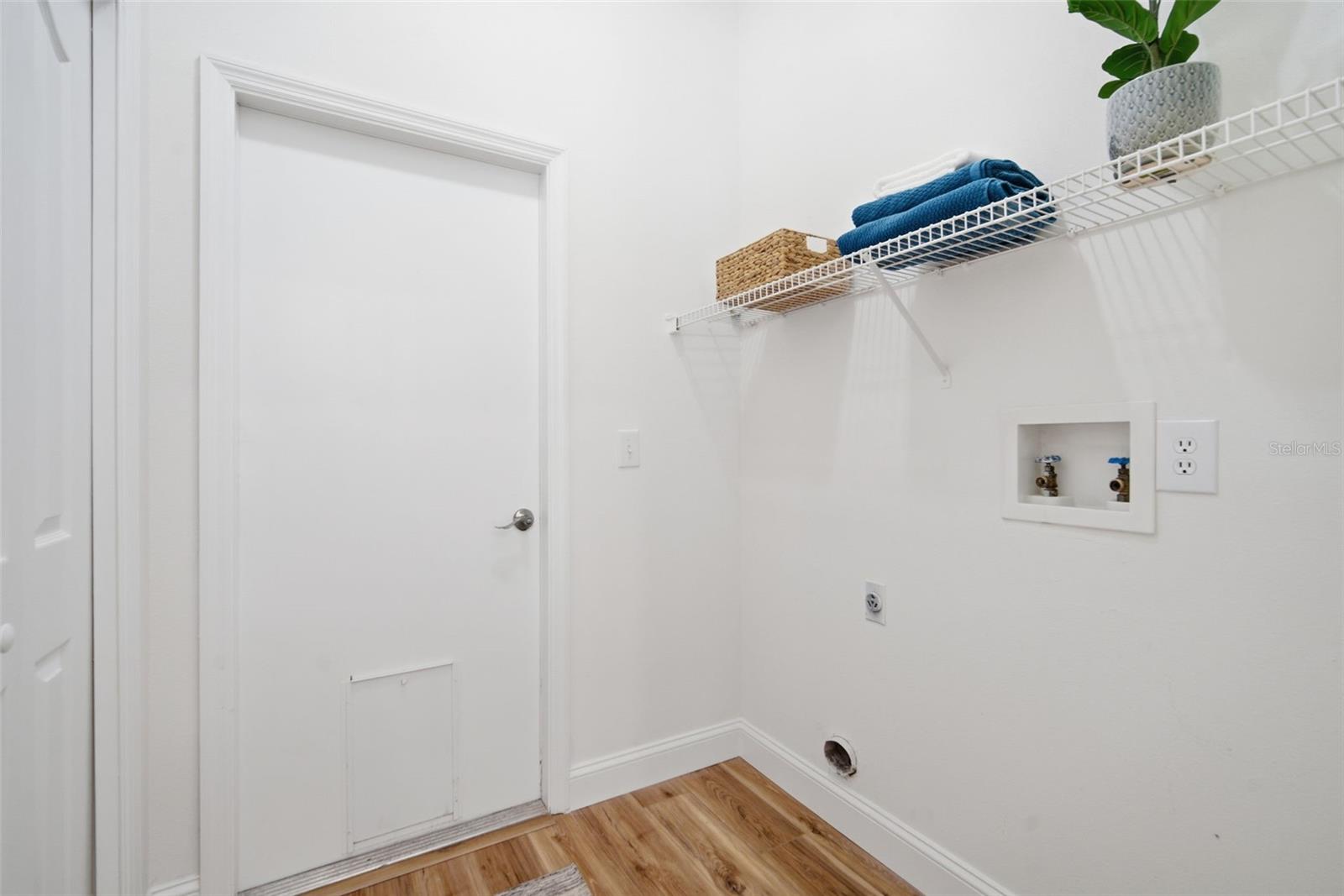 Image 35 of 38 For 4406 River Overlook Drive