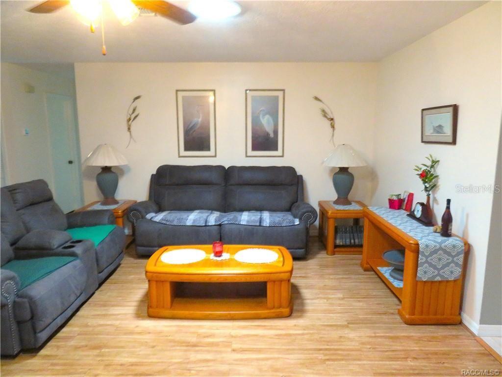 Image 25 of 41 For 3002 Rose Avenue