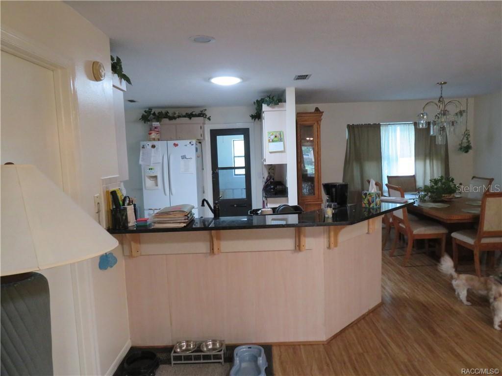 Image 28 of 41 For 3002 Rose Avenue