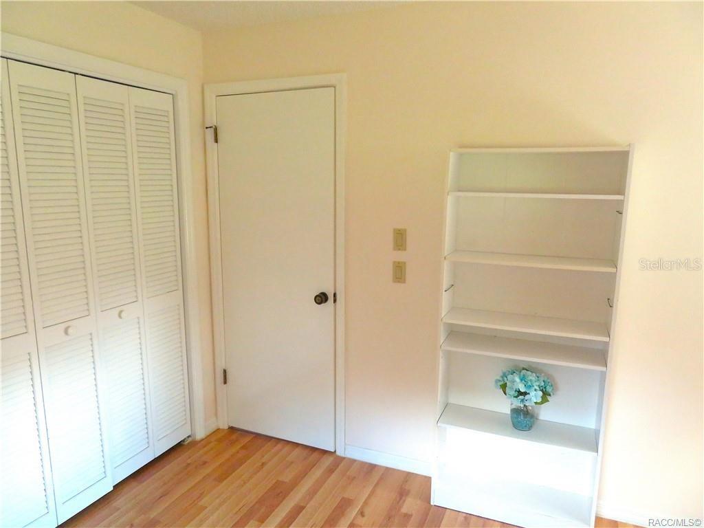 Image 39 of 41 For 3002 Rose Avenue