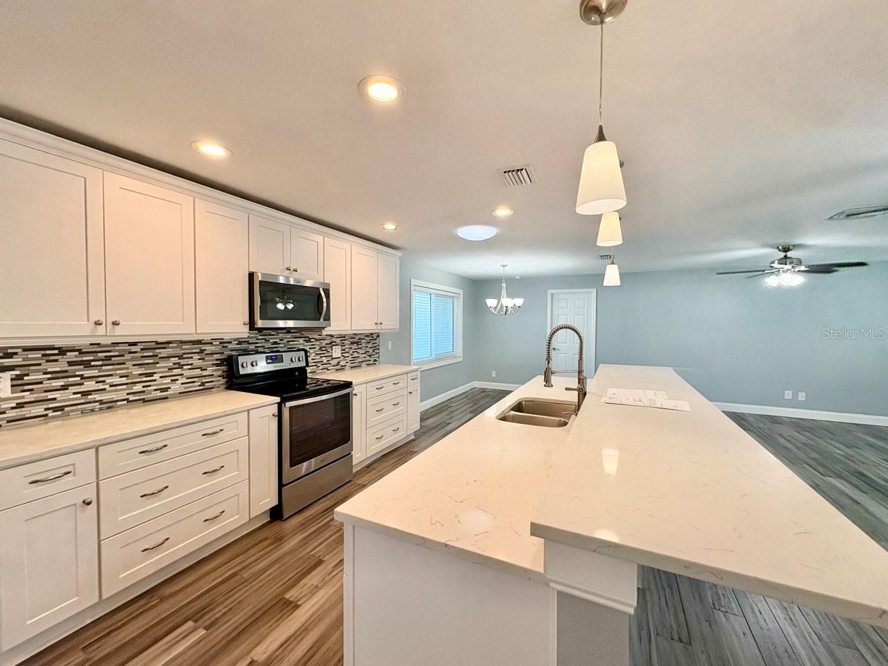 Image 7 of 30 For 1201 86th Avenue N