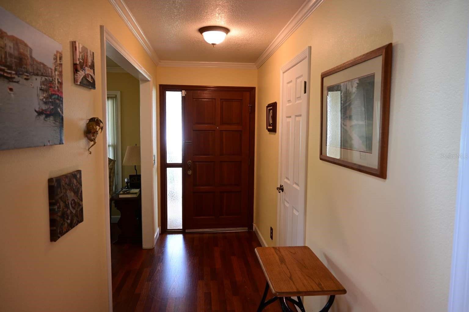 Image 3 of 24 For 7920 Dunstable Circle