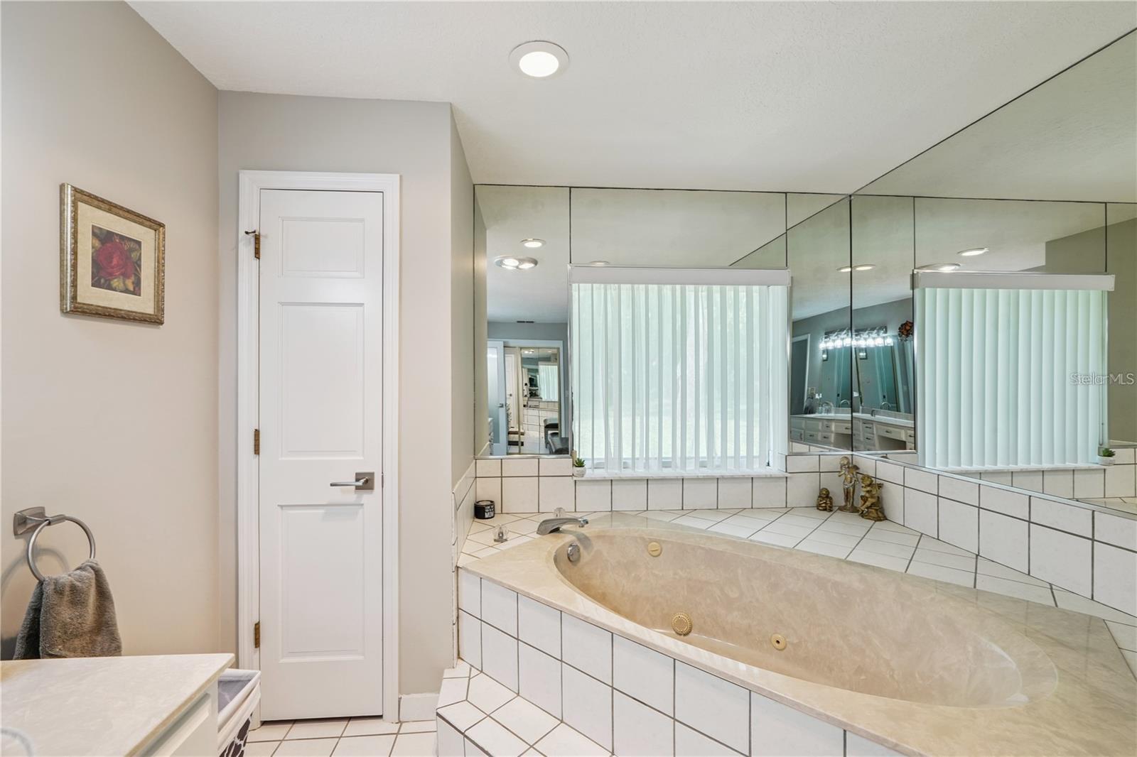 Image 12 of 72 For 4603 Lake In The Woods Drive