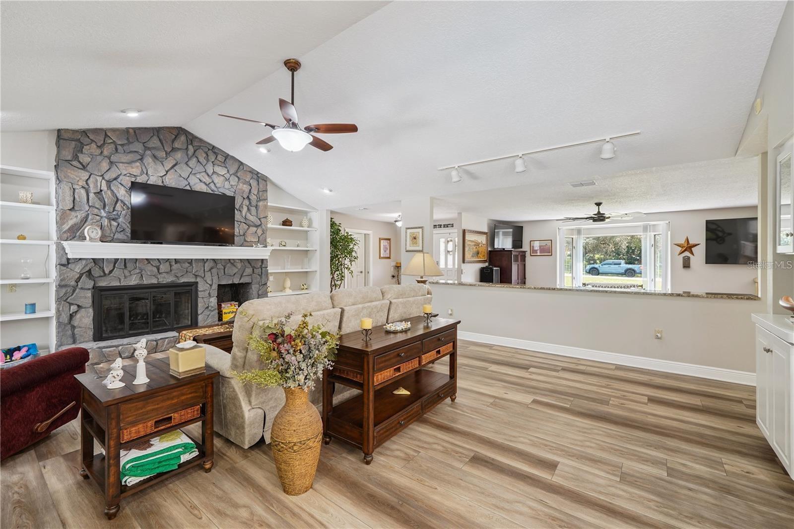 Image 39 of 72 For 4603 Lake In The Woods Drive