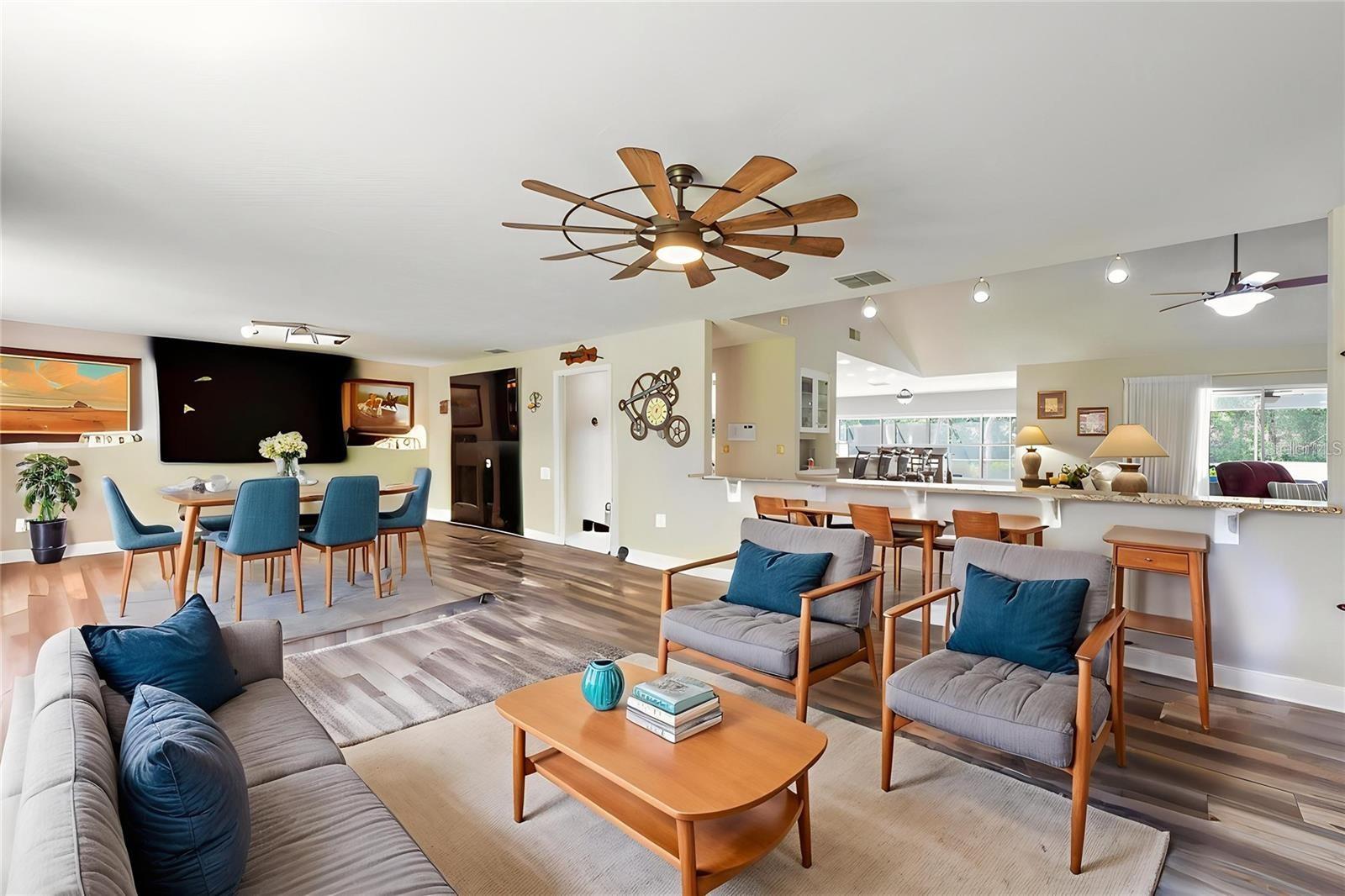 Image 4 of 72 For 4603 Lake In The Woods Drive