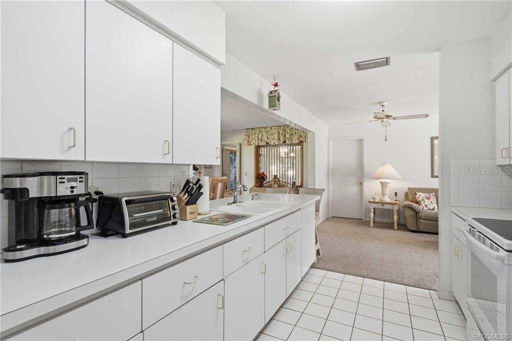 Image 16 of 37 For 8709 Sandpiper Drive