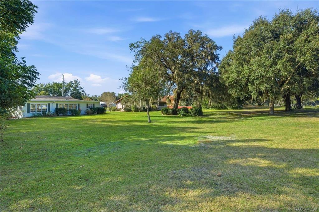 Image 28 of 37 For 8709 Sandpiper Drive