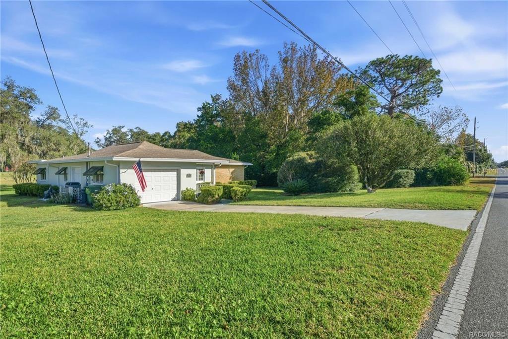 Image 34 of 37 For 8709 Sandpiper Drive