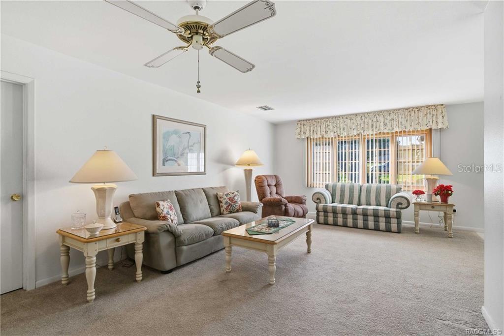 Image 4 of 37 For 8709 Sandpiper Drive