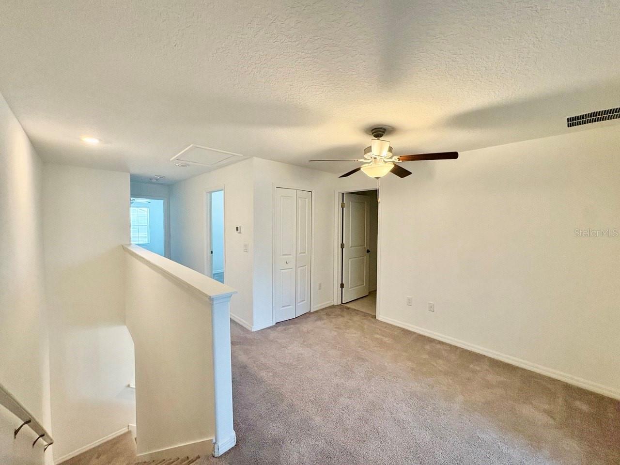 Image 11 of 28 For 14302 Editors Note Street