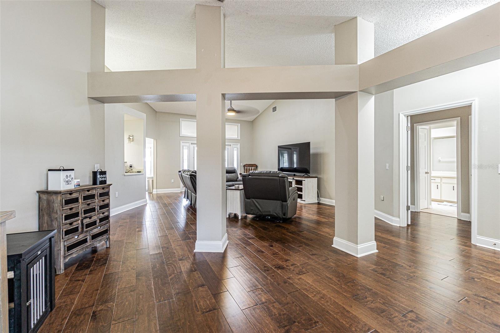 Image 10 of 41 For 7708 Merrily Way