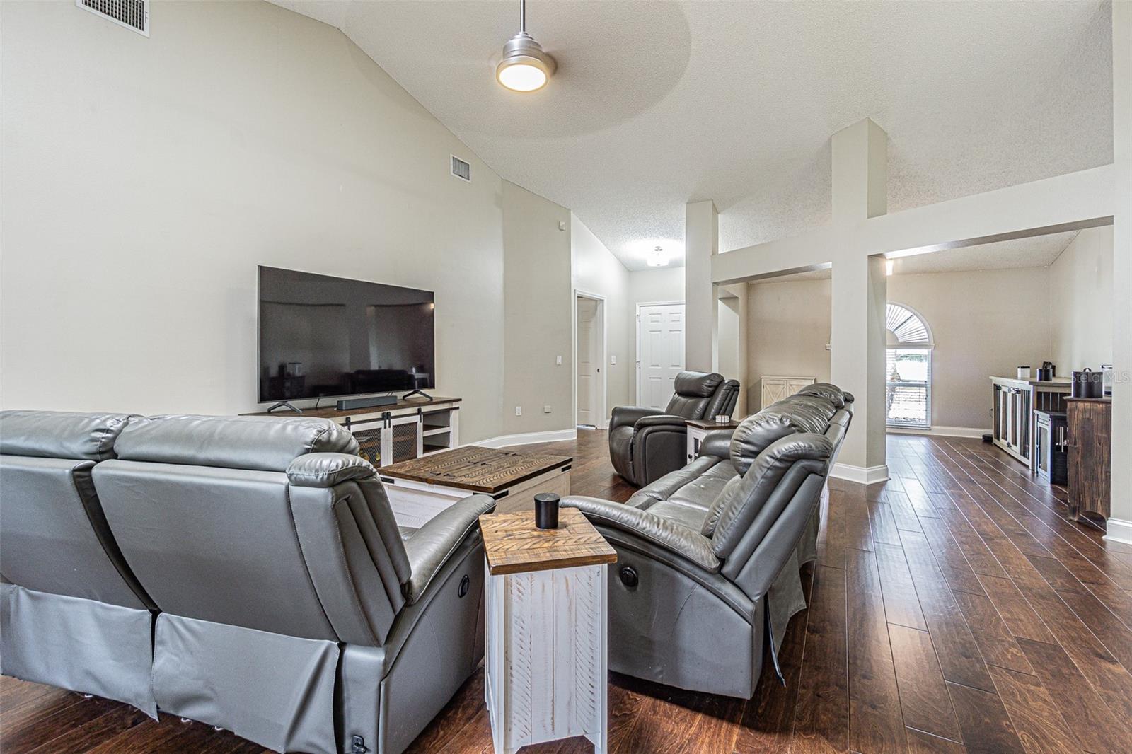 Image 9 of 41 For 7708 Merrily Way