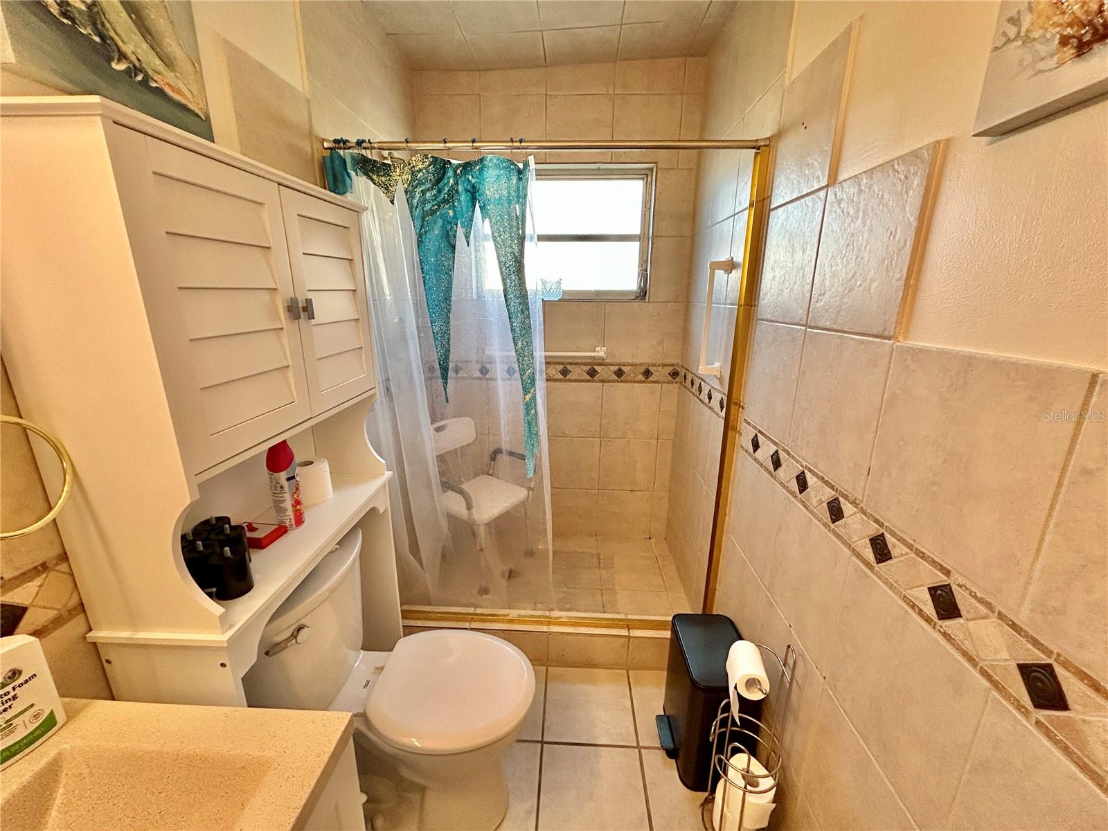 Image 21 of 50 For 2360 Irish Lane 46