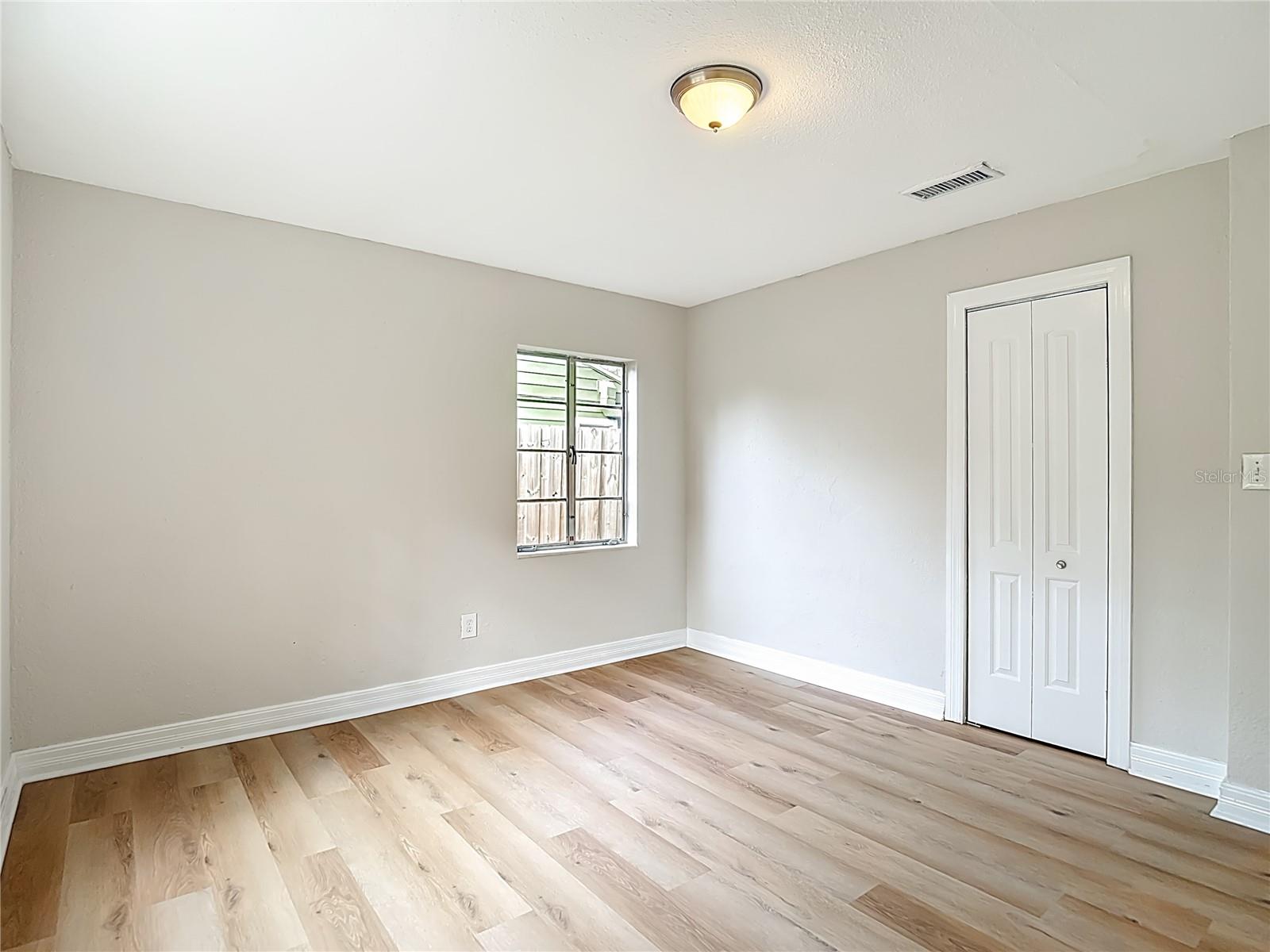 Image 21 of 39 For 2210 Idlewild Avenue