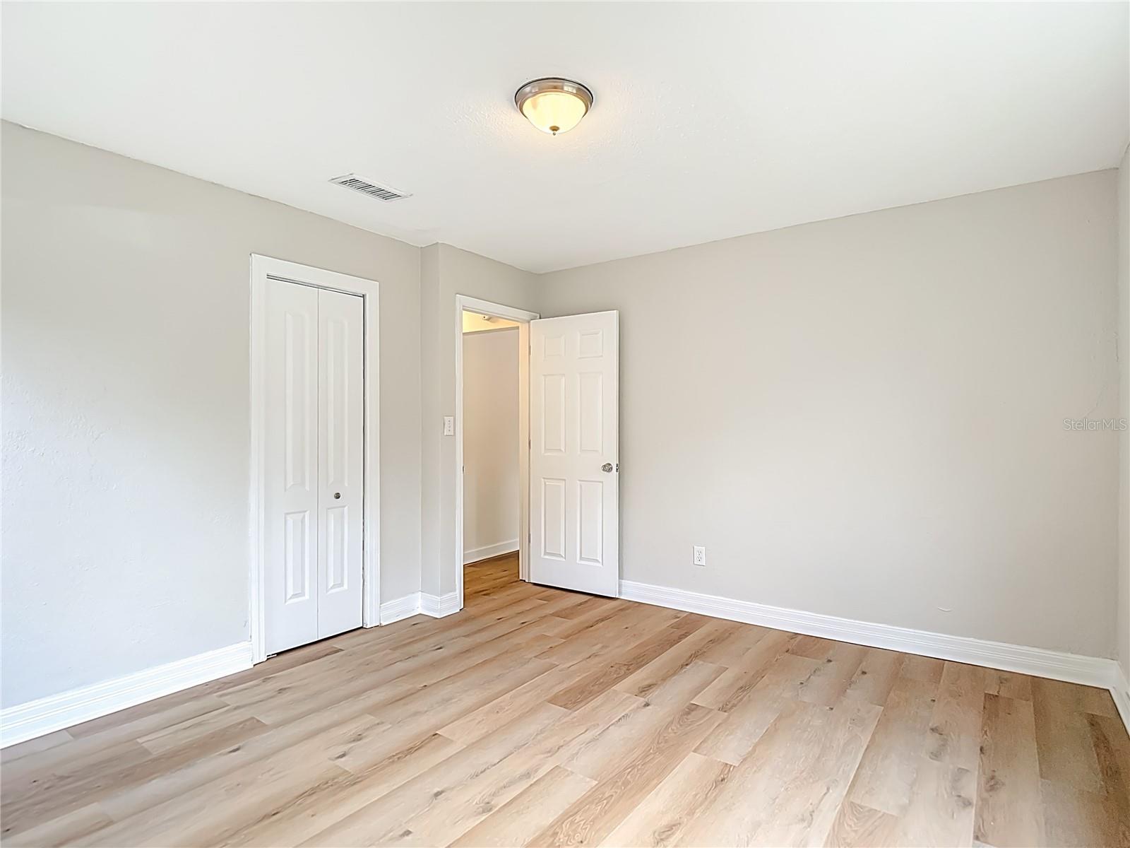 Image 22 of 39 For 2210 Idlewild Avenue