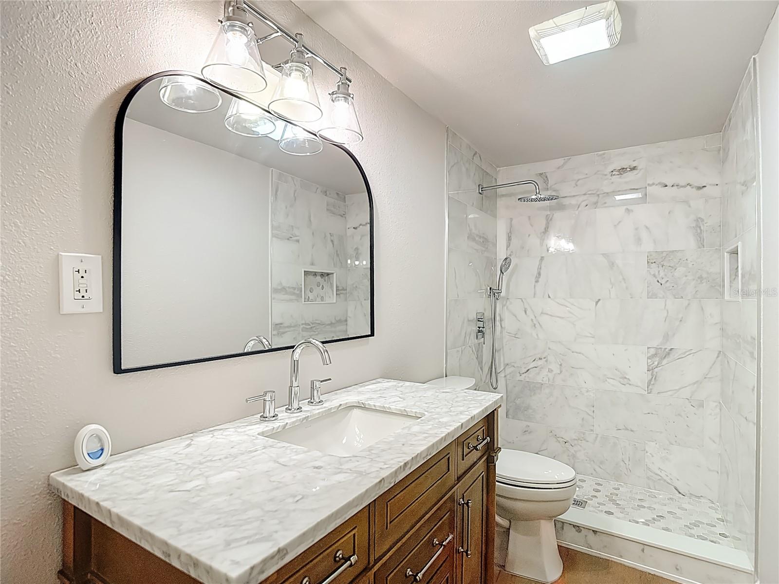 Image 34 of 39 For 2210 Idlewild Avenue