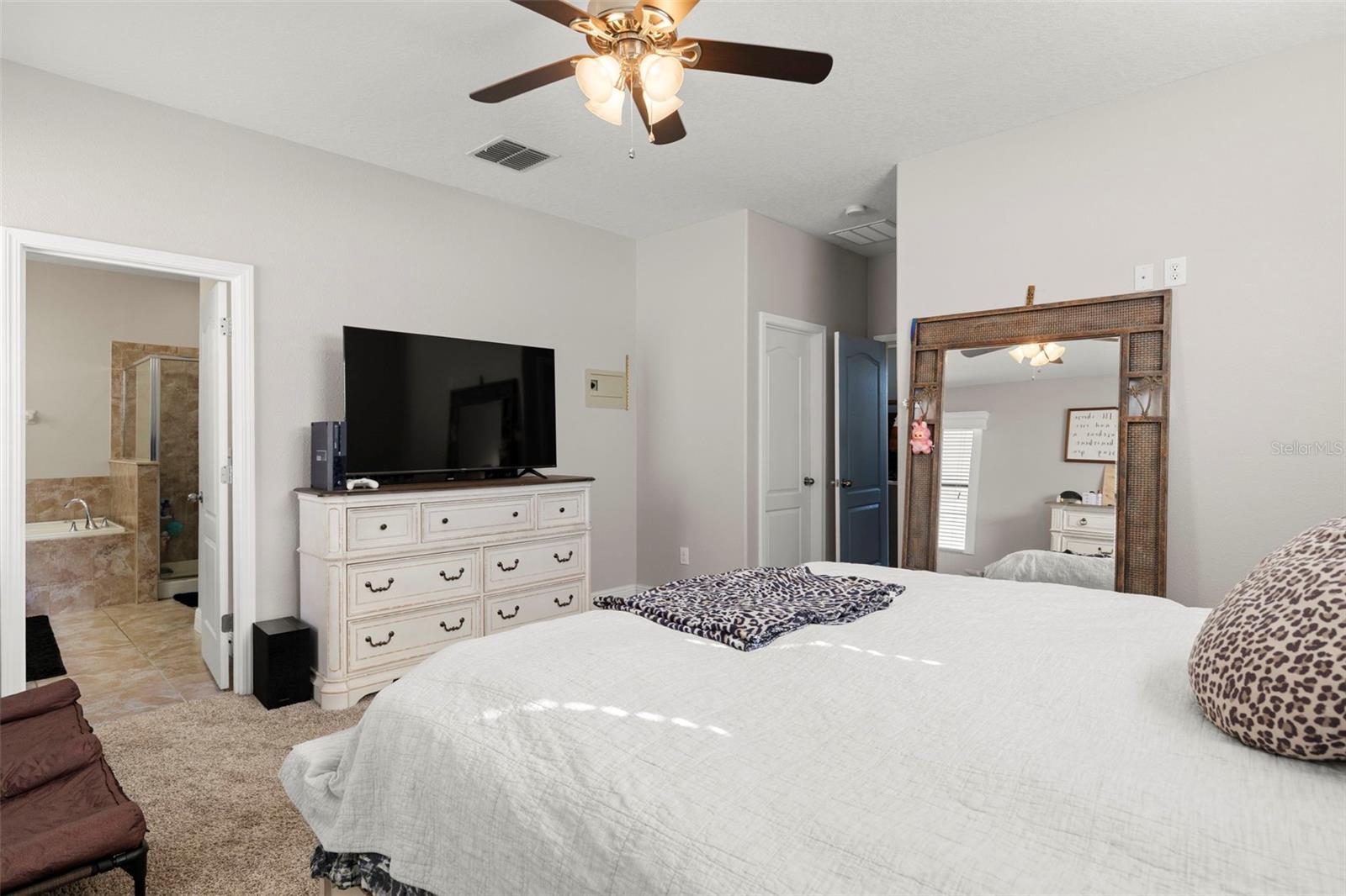 Image 18 of 43 For 10222 Celtic Ash Drive