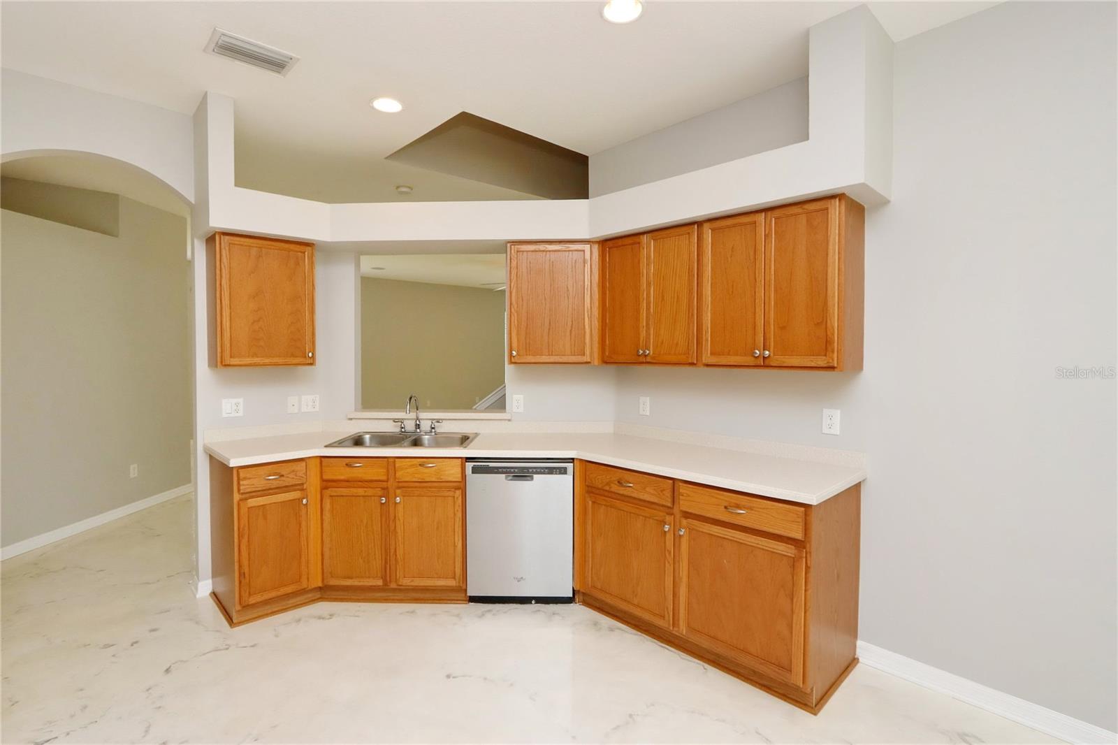 Image 11 of 32 For 7031 Moss Ledge