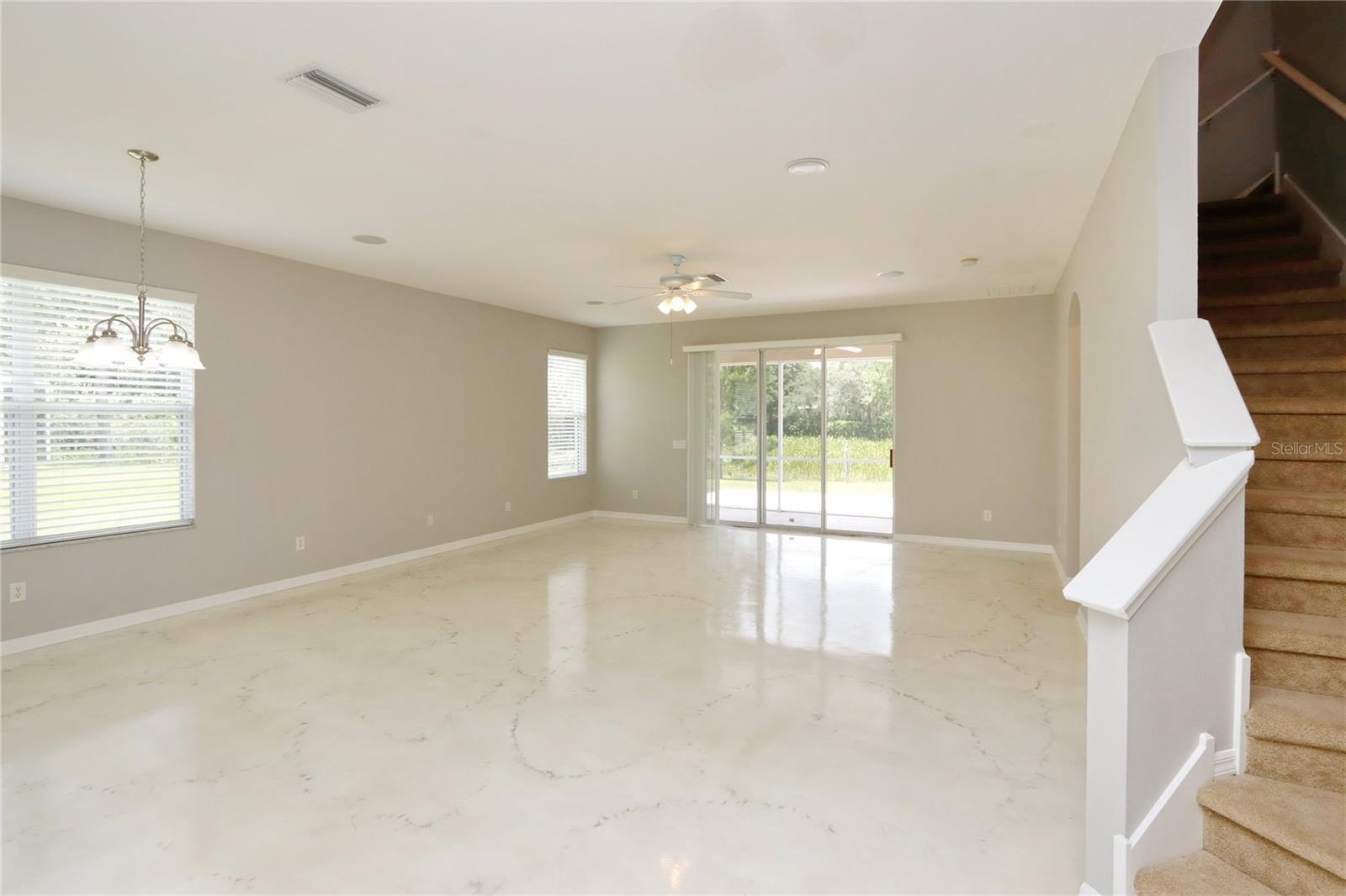 Image 8 of 32 For 7031 Moss Ledge