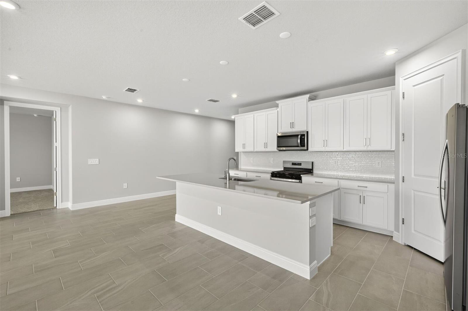 Image 10 of 48 For 11830 Starbright Path