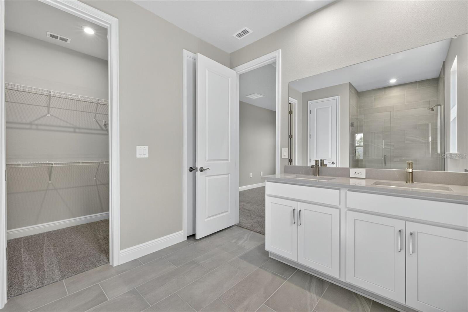 Image 17 of 48 For 11830 Starbright Path