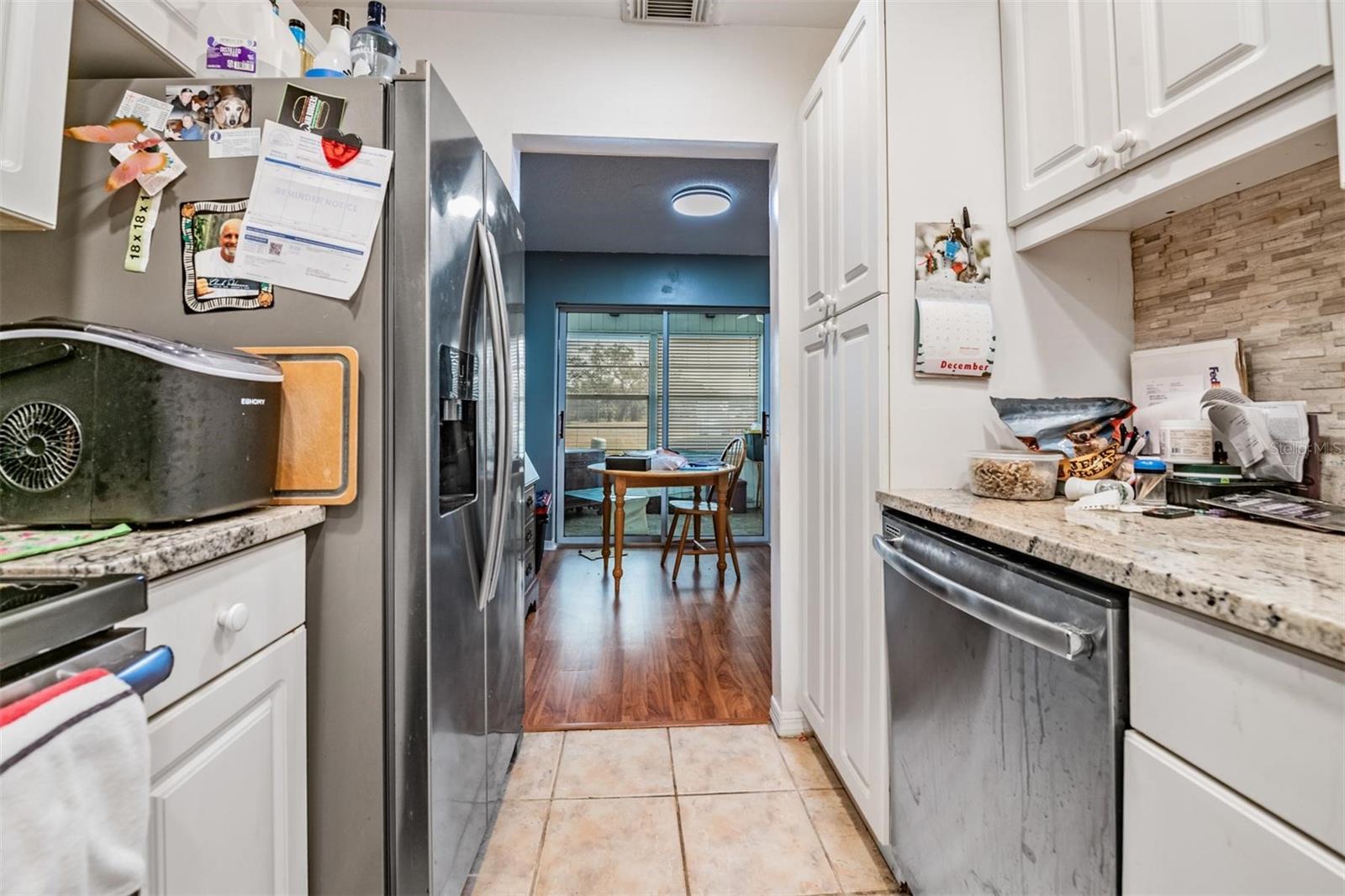 Image 9 of 48 For 1905 Canterbury Lane 17