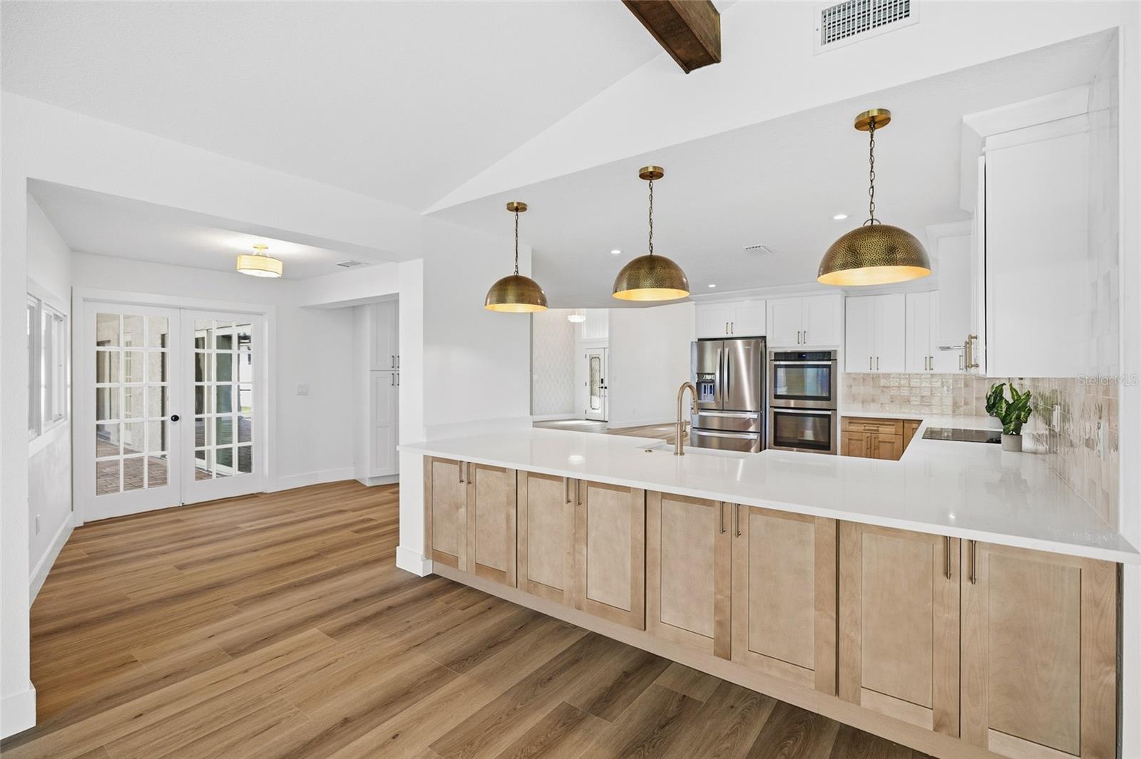 Image 19 of 71 For 17917 Clear Lake Drive