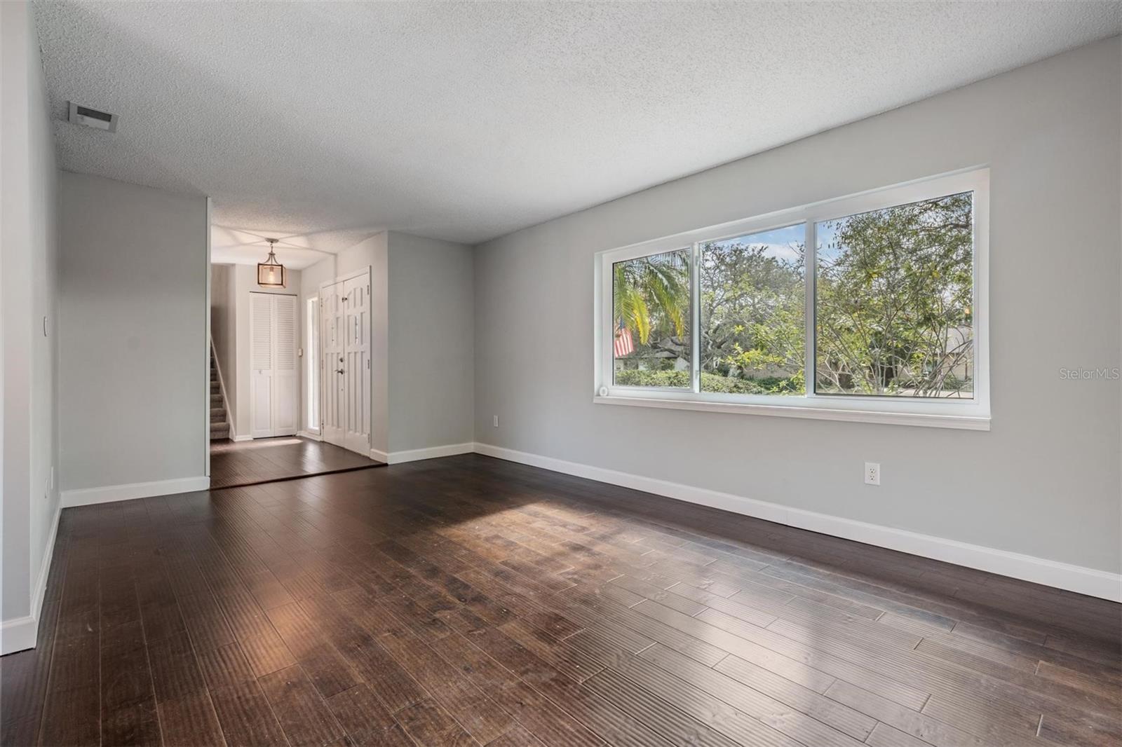 Image 5 of 51 For 4505 Old Saybrook Avenue