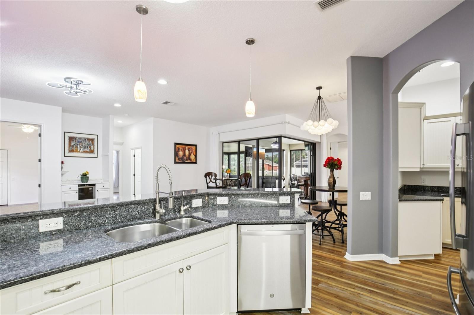 Image 18 of 50 For 12610 30th Street Circle E