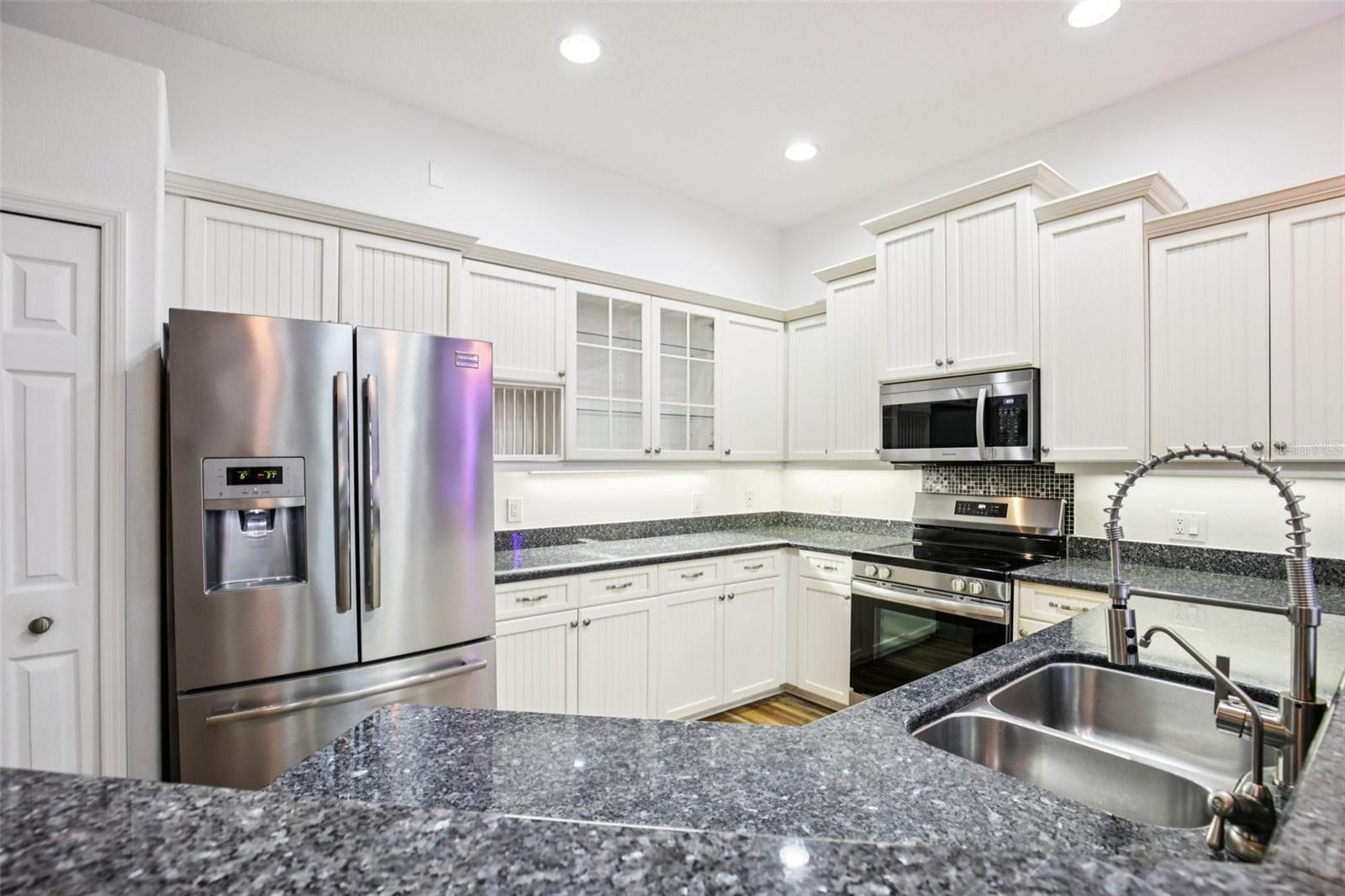 Image 19 of 50 For 12610 30th Street Circle E