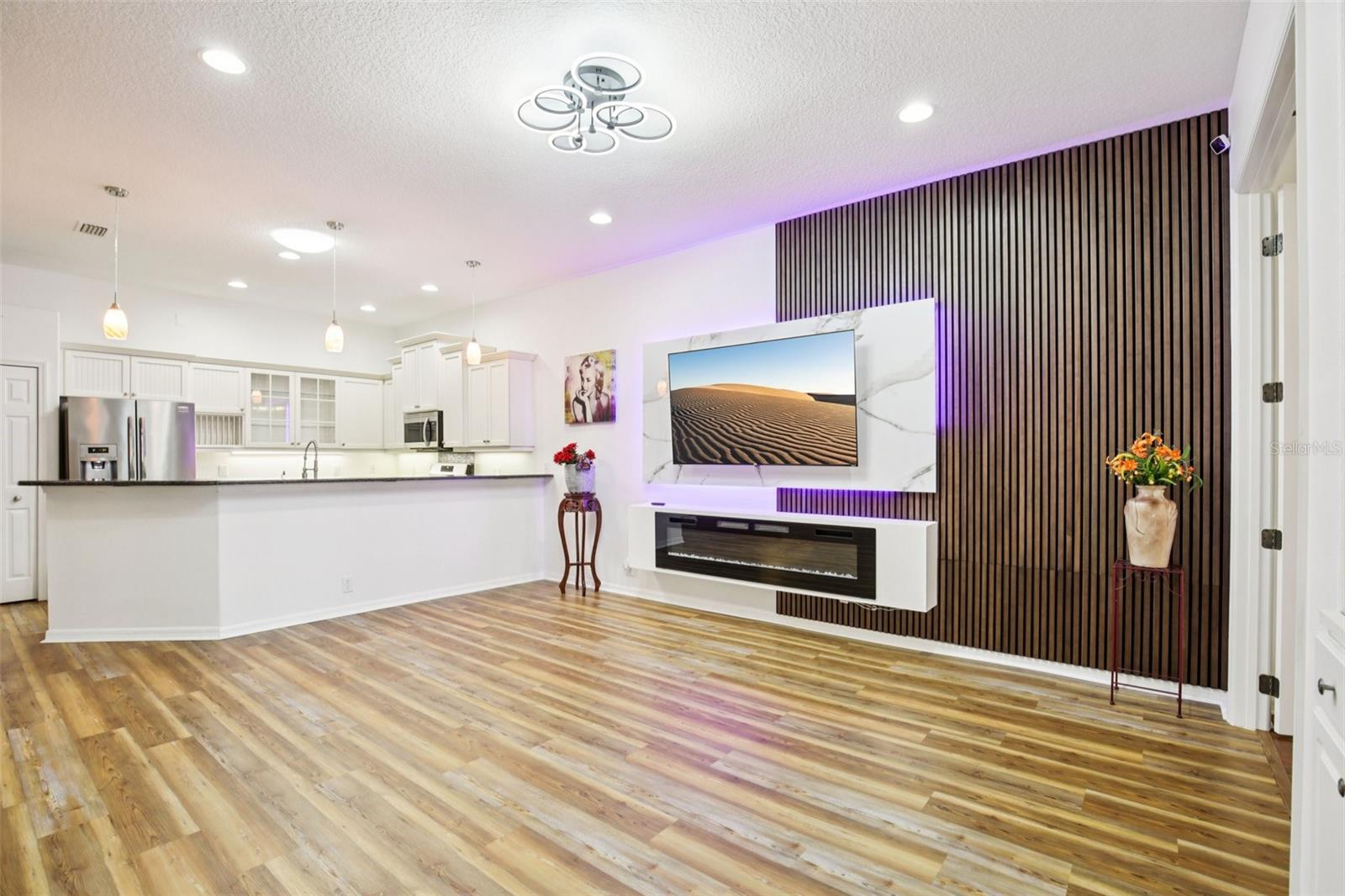 Image 7 of 50 For 12610 30th Street Circle E