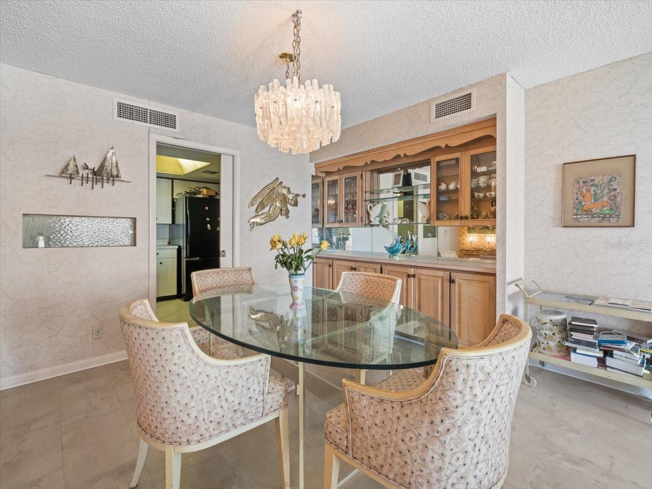 Image 12 of 76 For 1400 Gulf Boulevard 806