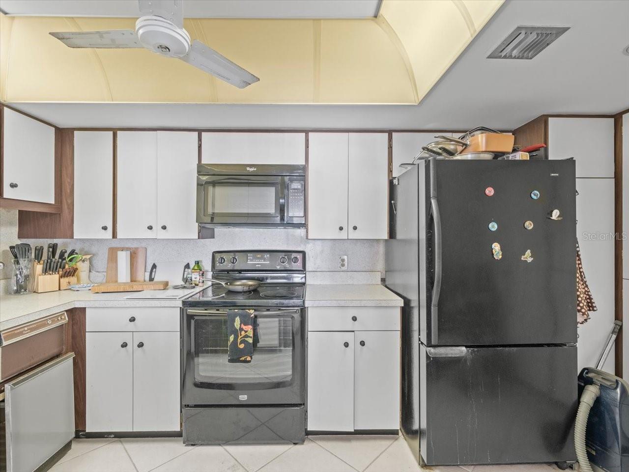 Image 35 of 76 For 1400 Gulf Boulevard 806